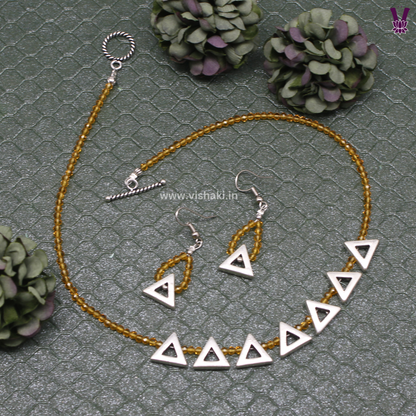 Mrudhvi Yellow Agate Choker Necklace Set