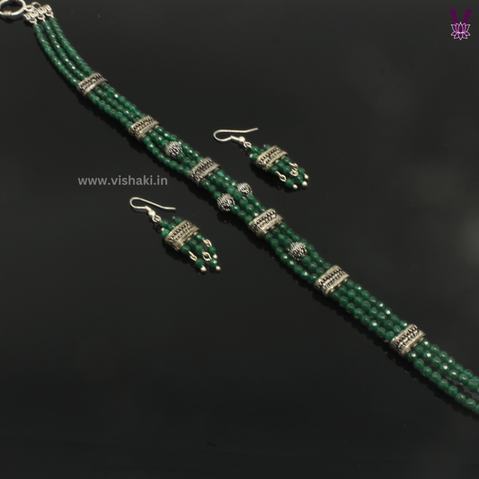 Mrudhvi Green Agate Choker Necklace Set