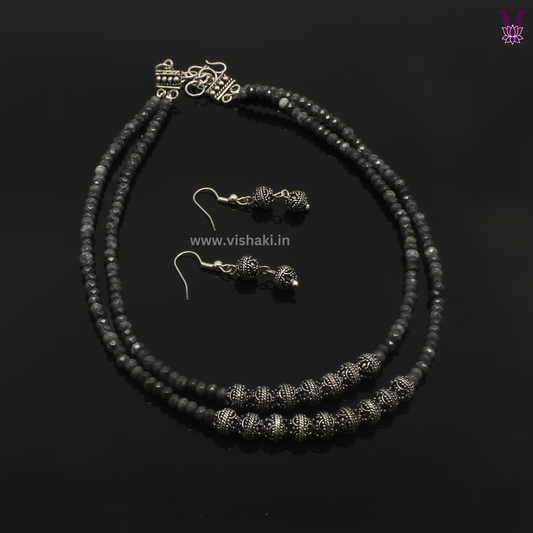 Mrudhvi Grey Agate Short Necklace Set