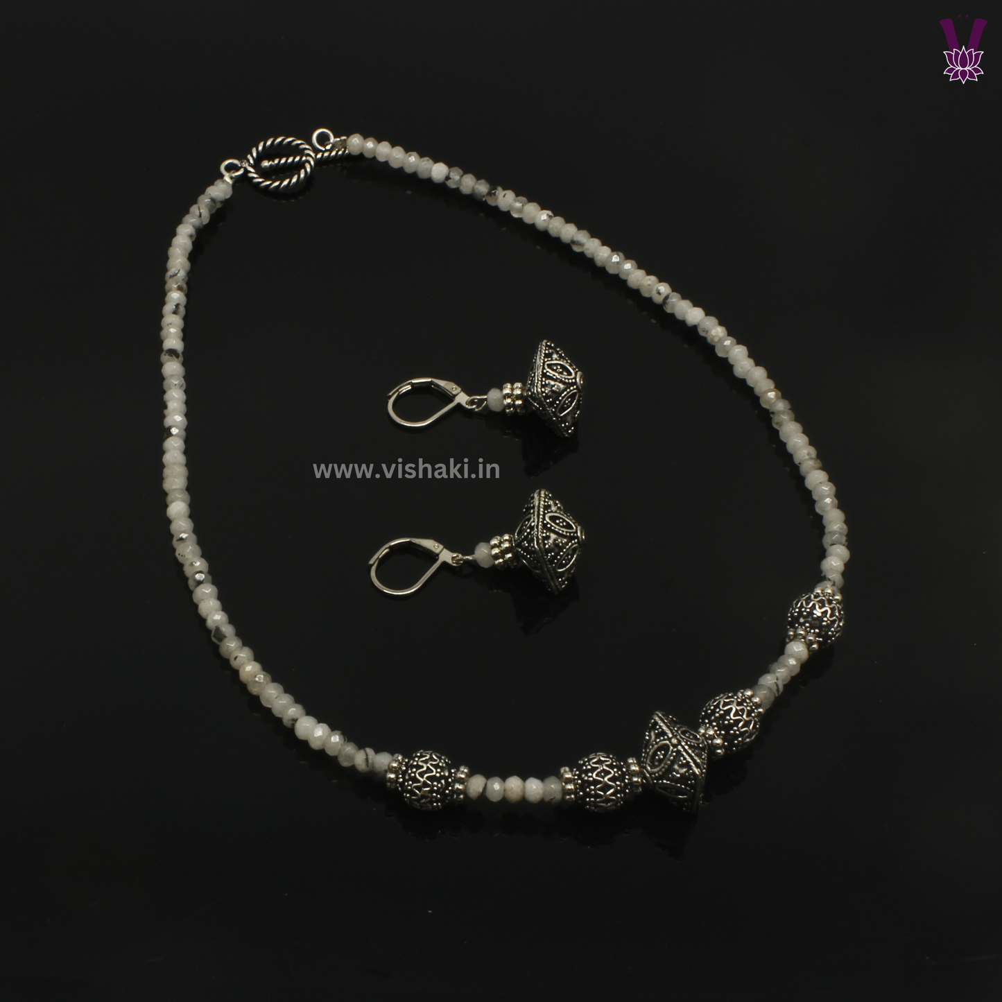 Mrudhvi White Agate Choker Necklace Set