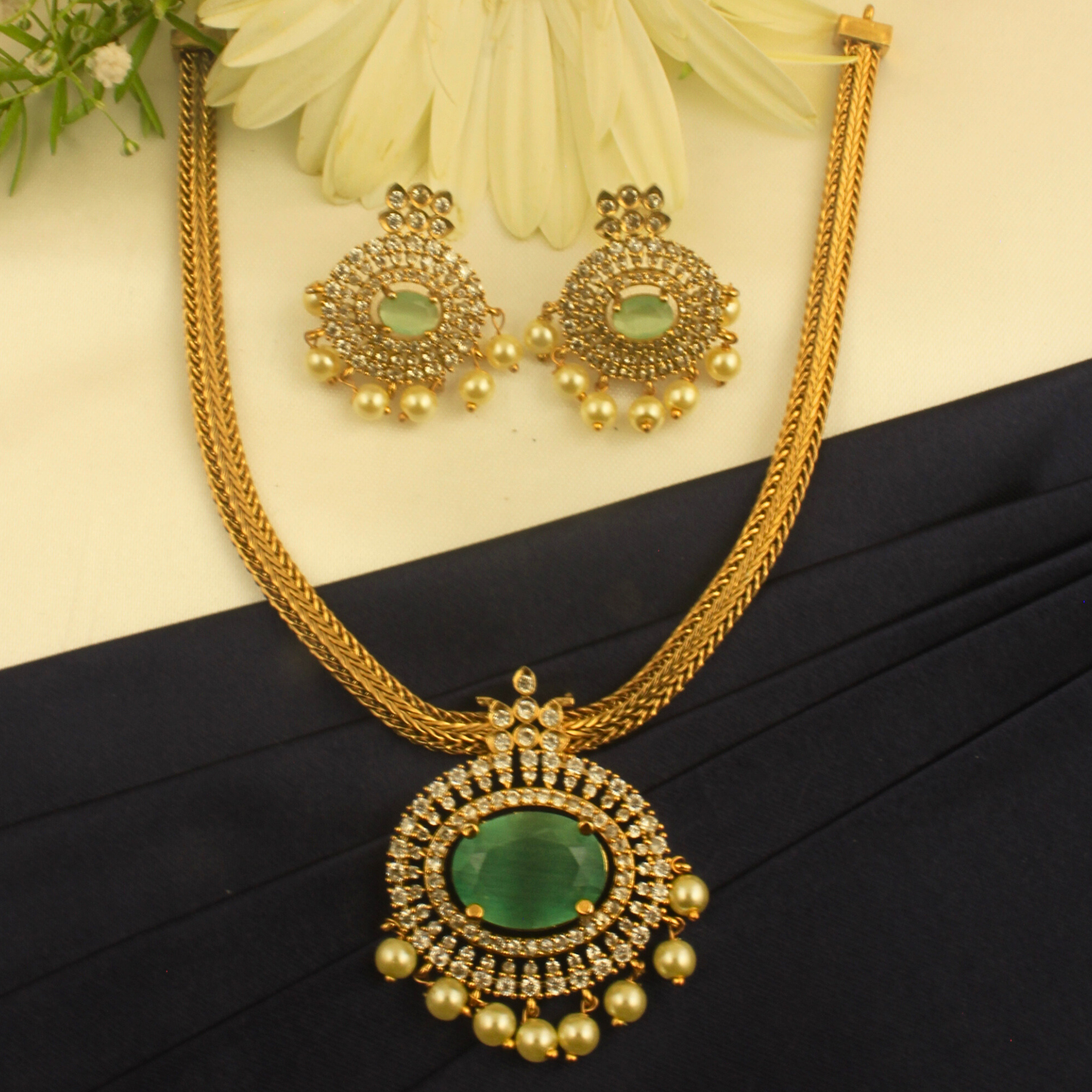 Chhaya Antique Matte Necklace Set